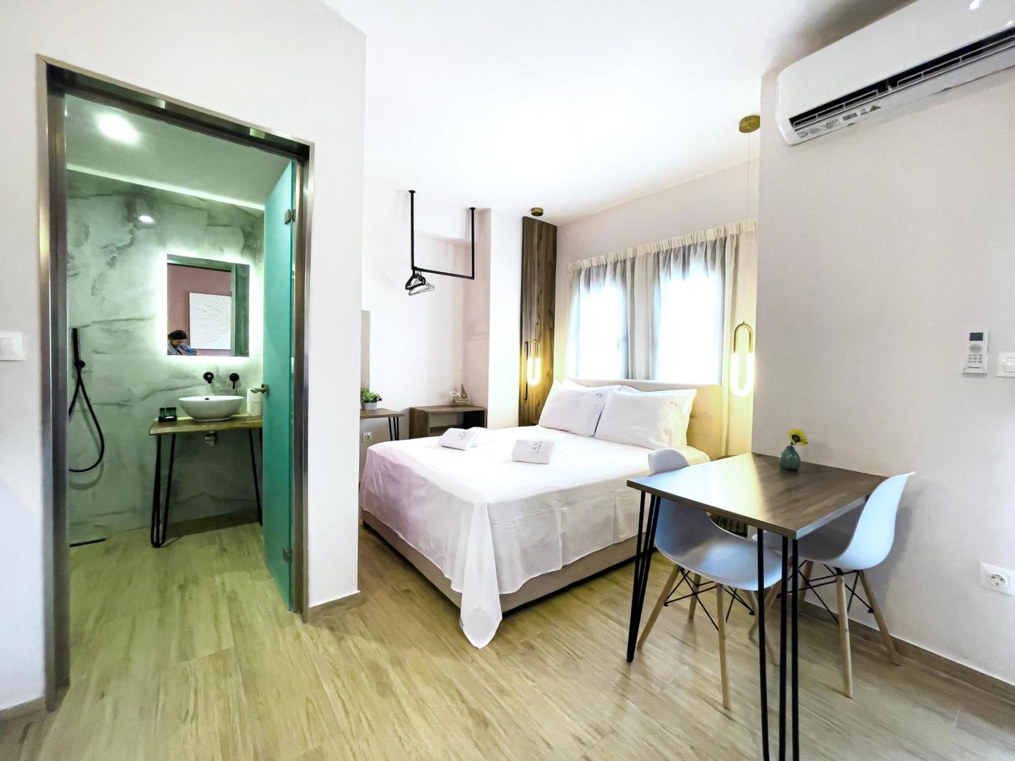 Athonite All Seasons Luxury Suites Ierissos Exterior photo